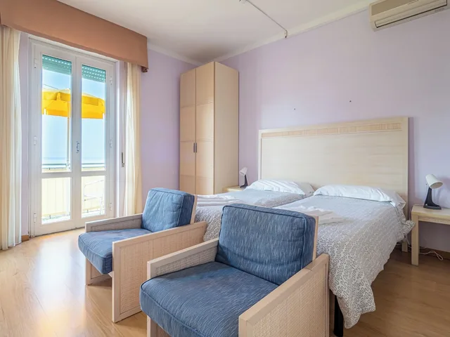 غرفة بانورامية رباعية بسرير مزدوج وسرير بطابقين بإطلالة على البحر، Il Nido Hotel 7/10
