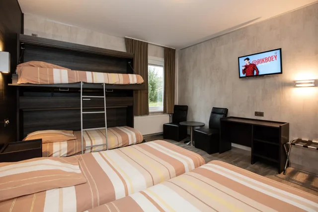 Family, 4 Beds, Best Western Flanders Lodge 1/1