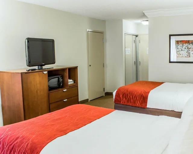 غرفة قياسية بسريرين مزدوجين، Comfort Inn Fayetteville near Fort Bragg 5/8