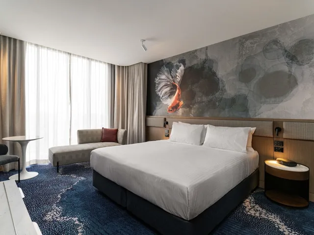 Presidential, Suite, King Bed, Novotel Sydney Cabramatta 2/5