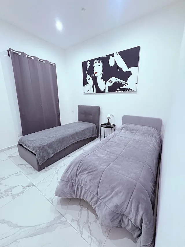Villa Life، ميلان 16/50