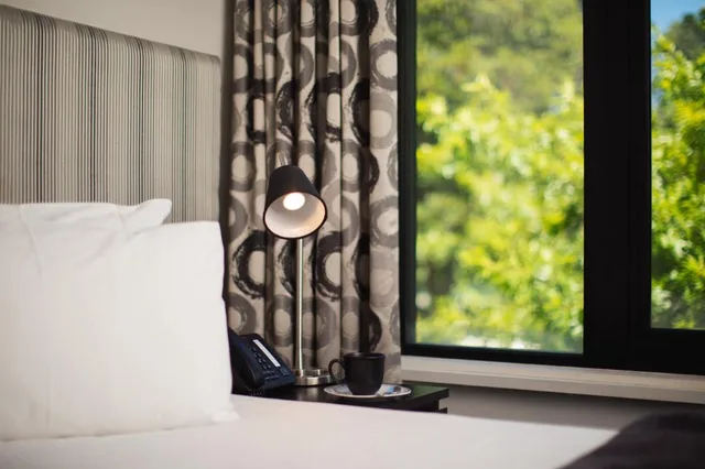 غرفة بسريرين لذوي الإعاقة، Sora East Melbourne 2/5