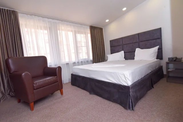 غرفة سوبيريور بسريرين منفصلين بغرفة نوم واحدة، Median Hotel City Center Yerevan 1/8