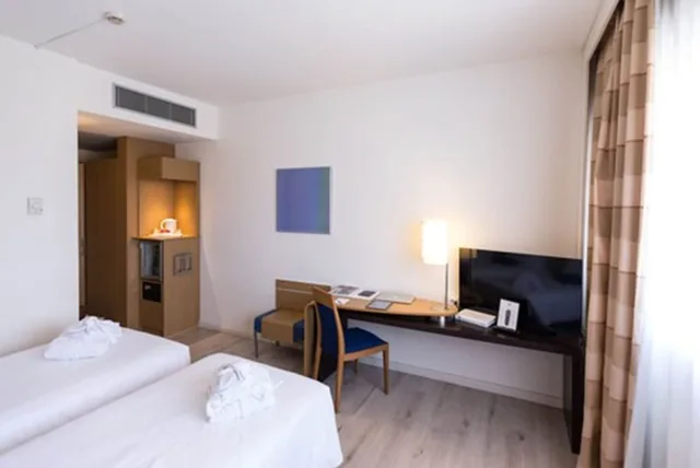 غرفة سوبيريور بسرير كوين مع أريكة يُسمح فيها بالحيوانات الأليفة، Living Place Hotel 2/10