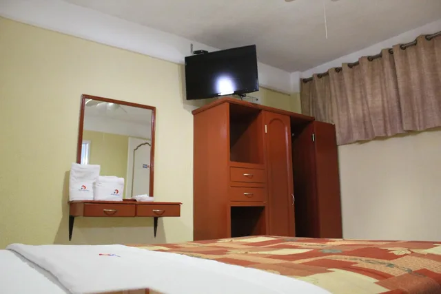 غرفة بسرير كوين، Hotel Central 2/3