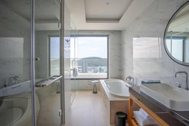 جناح تنفيذي بإطلالة على البحر، Grand Hyams Hotel - Quy Nhon Beach 9/10