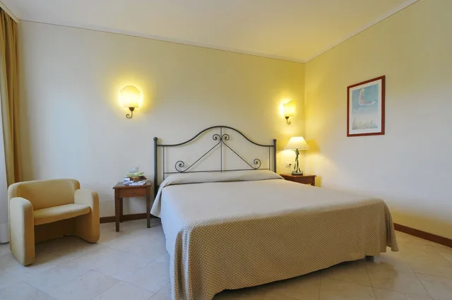 Classic, 3 Beds, Ground Floor, Accessible, Club Airone 2/8