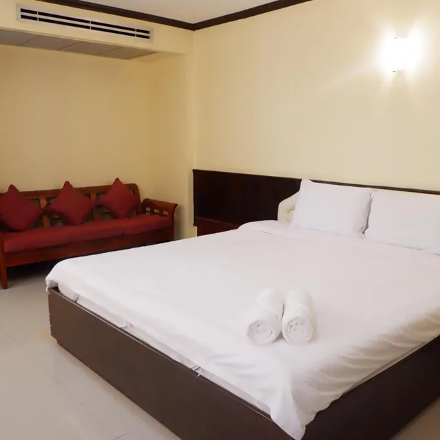 غرفة قياسية بسرير مزدوج، Auychai Grand Hotel 3/8