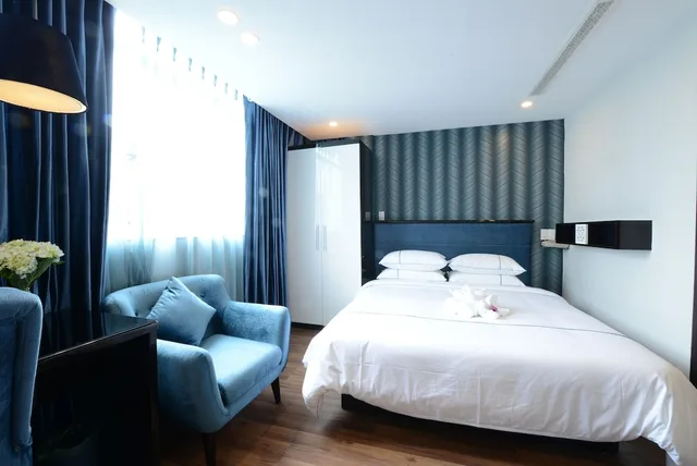 جناح شهر العسل بسرير كينج بإطلالة على المدينة، Hanoi Emerald Waters Hotel Spa 1/10