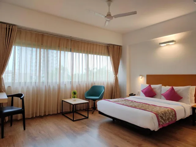 غرفة ديلوكس، Kanak Beacon Hotel Ahmedabad 1/1
