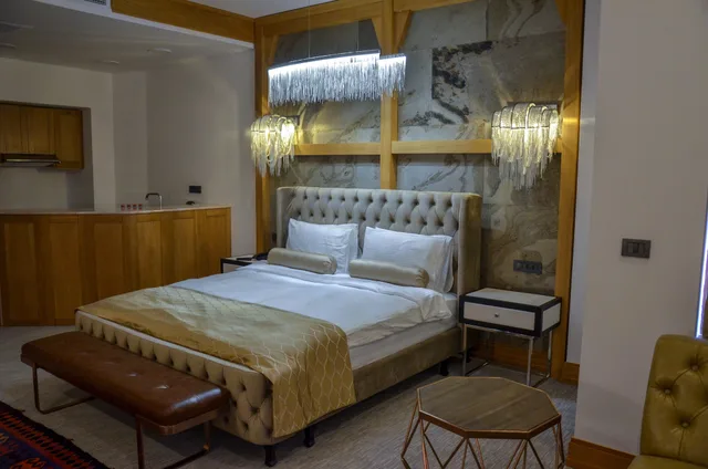 جناح رئاسي بسرير كينج، Shirvanshah Hotel 4/10