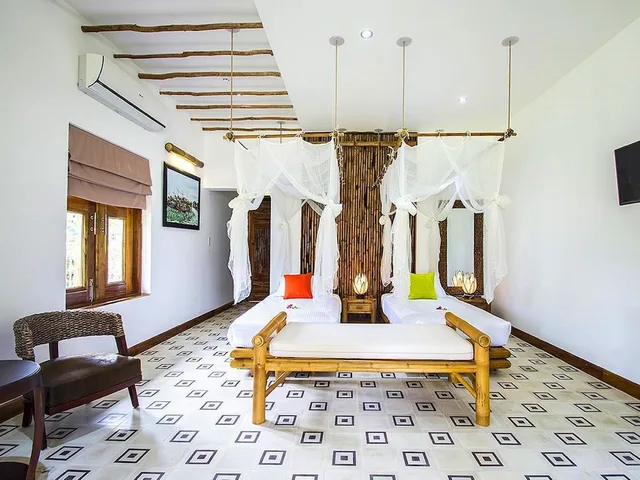 Pavilion, Queen Bed, Garden View، The Island Lodge 4/4