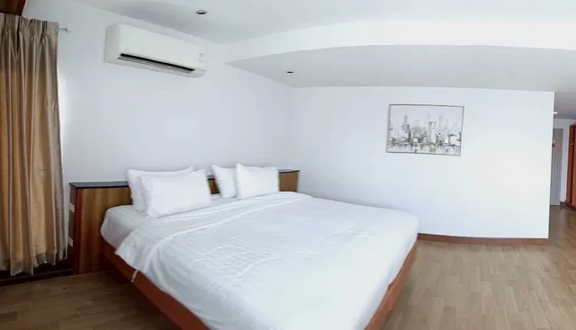 غرفة بريميير ديلوكس بسرير كينج، NJOY Prestige Grand Hotel Don Mueang 7/10