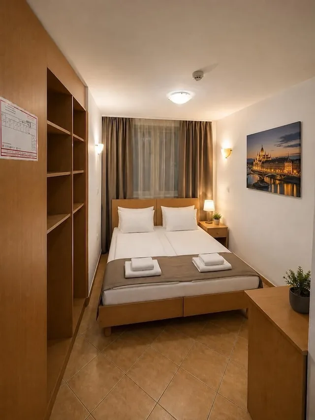 غرفة أساسية بسرير كينج، Esprit Hotel Budapest 1/10