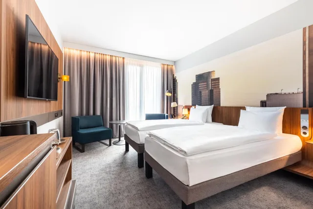 غرفة قياسية بسرير فردي، Novotel Regensburg Zentrum 1/10