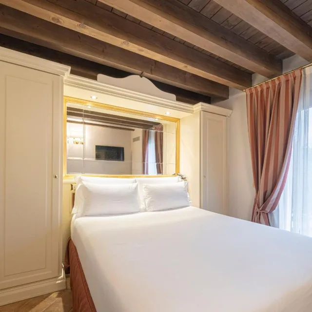 غرفة كومفورت بسرير مزدوج، Hotel Villa Barbarich 4/10
