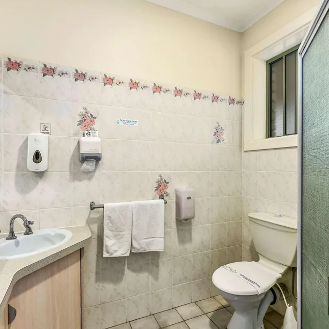 غرفة عائلية، Comfort Inn The Lakes 3/3