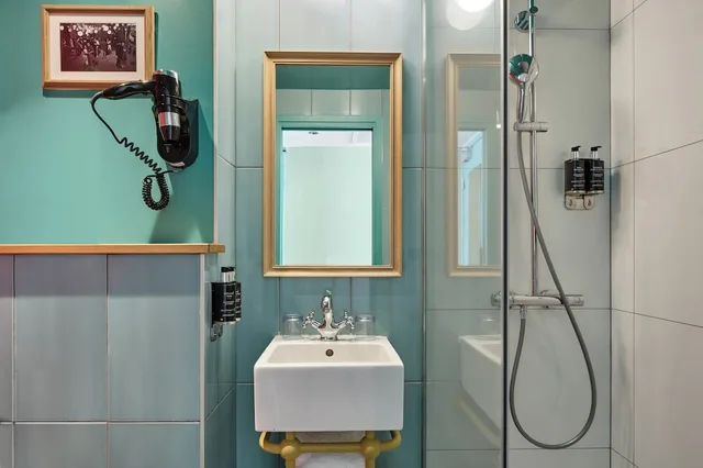 غرفة ثلاثية بسرير مزدوج وسرير فردي، Hotel Josephine & SPA by HappyCulture 6/8
