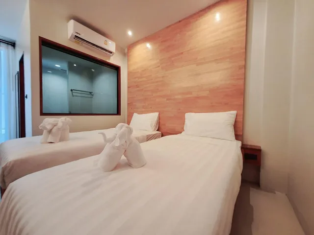 غرفة قياسية بسريرين منفصلين، SUhotel Suratthani 2/10