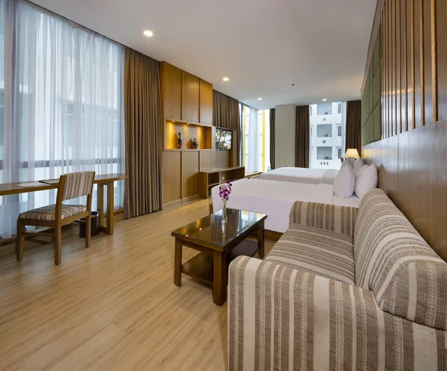 جناح عائلي بسرير مزدوج وسرير فردي بإطلالة على المدينة، Edenstar Saigon Hotel 7/9
