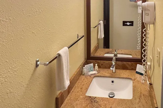 غرفة بسرير كينج، Quality Inn Pagosa Springs 2/2