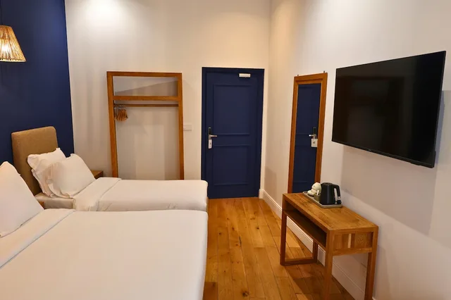 غرفة عائلية بسرير مزدوج وسريرين منفصلين، Hotel De La Mer 7/10