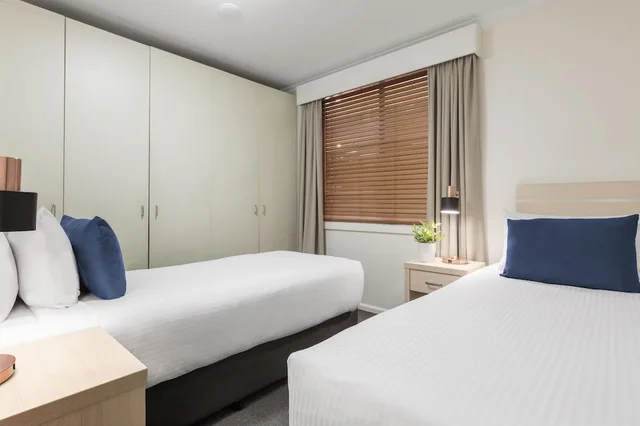 2 Bedrooms, Apartment, Two Story، Oaks Sydney Goldsbrough Suites 9/10