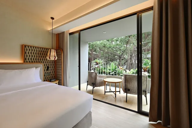 غرفة بريميير بسريرين منفصلين بشرفة، Ad Lib Hotel Bangkok 1/2