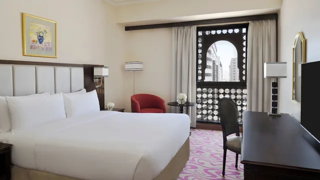 جناح بزنس بسرير فردي بإطلالة على المدينة، دار الإيمان إنتركونتنينتال(Intercontinental Madinah Dar Al Iman) 1/7