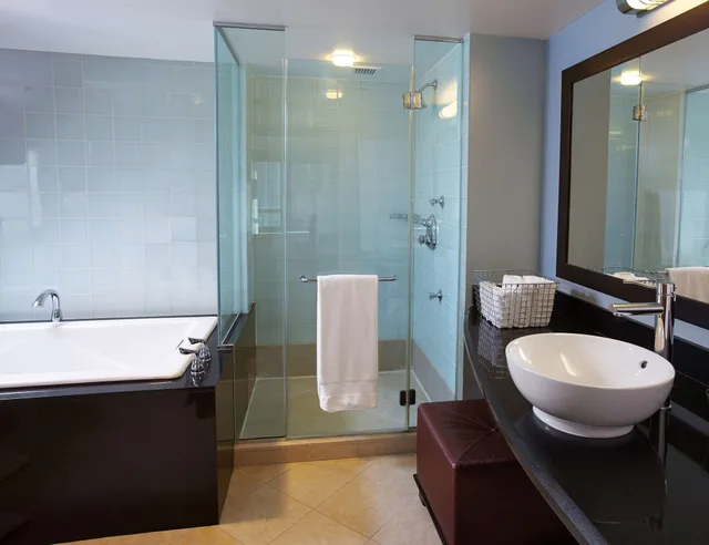 2 Bedrooms, Suite, 2 King Beds, Sofa, Hilton Club New York 5/5