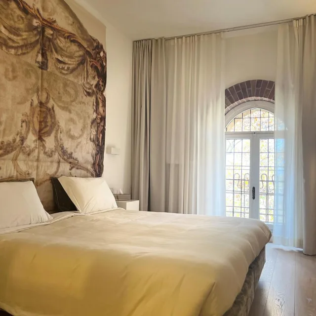 جناح جونيور، Hotel Castello Di Santa Vittoria 2/8