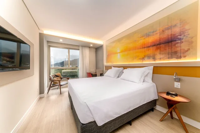 Standard Double 1 Queen Bed, Intercity Portofino Florianopolis 1/2