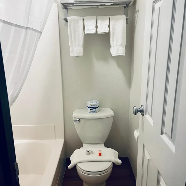 غرفة ديلوكس بسرير كينج، Travelodge By Wyndham Wall 9/10