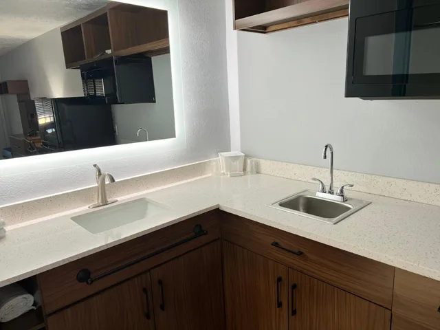 Studio, King Bed, Red Roof Inn Georgetown - Lexington North 8/10
