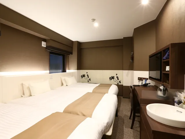 غرفة ديلوكس بسريرين منفصلين، KOKO HOTEL Ueno Station 1/1