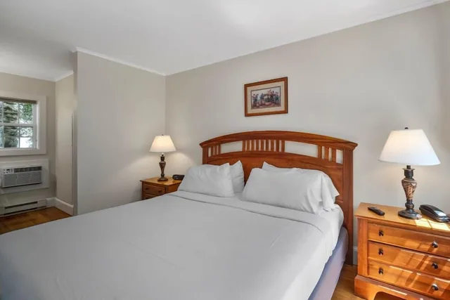كوخ بسرير كينج مع أريكة، Country Inn At Camden Rockport 4/5