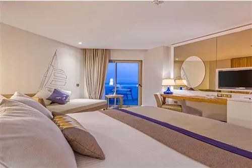 Room, Double Bed, Pool View, Kirman Sidemarin Premium 1/2