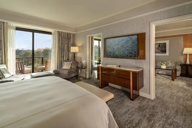 جناح بسرير كينج بشرفة بغرفة نوم واحدة، The Umstead Hotel And Spa 1/1
