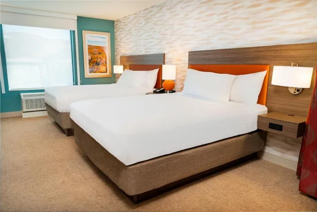 جناح استوديو بسريرين كوين لذوي الإعاقة، Home2 Suites By Hilton Corona 1/3