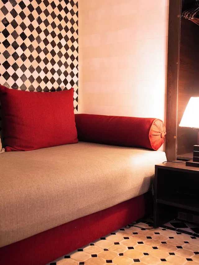 جناح جونيور بسرير كوين مع أريكة، Casa Lalla 8/10