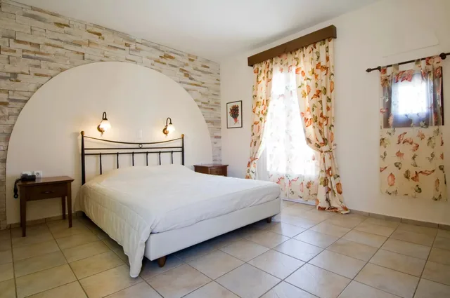 جناح جونيور سوبيريور بإطلالة على البحر، Naxos Palace 2/2