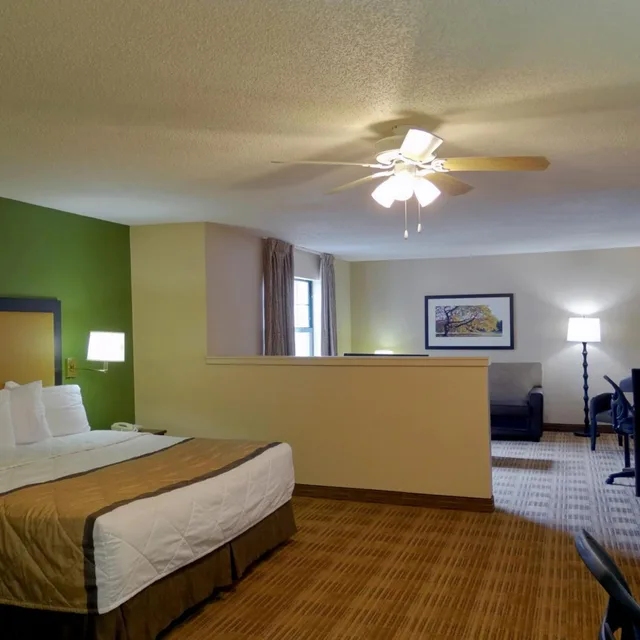 استوديو ديلوكس بسرير كينج، Extended Stay America Suites Princeton - West Windsor 9/10