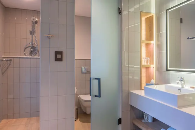 غرفة أساسية بسرير كينج مع أريكة، Hilton Garden Inn Umhlanga Arch 9/9