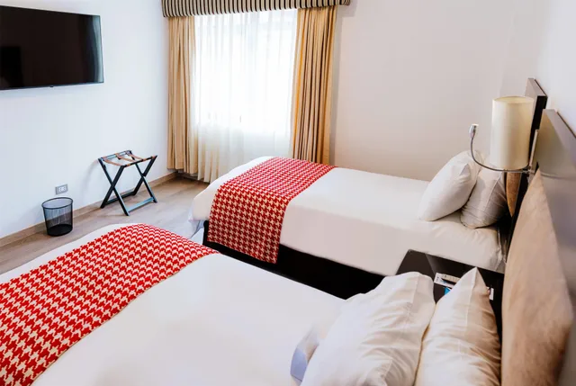 غرفة قياسية بسرير مزدوج، Wyndham Costa del Sol Cajamarca 2/2