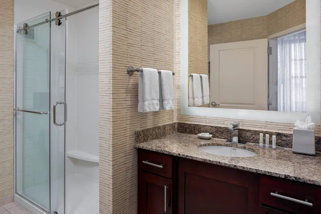 جناح بغرفتي نوم لذوي الإعاقة، Residence Inn by Marriott Cincinnati Downtown/The Phelps 4/6