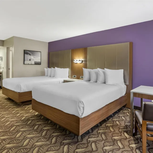 غرفة ديلوكس بسريرين كوين، Best Western Airport Plaza Inn - Los Angeles LAX Hotel 1/10