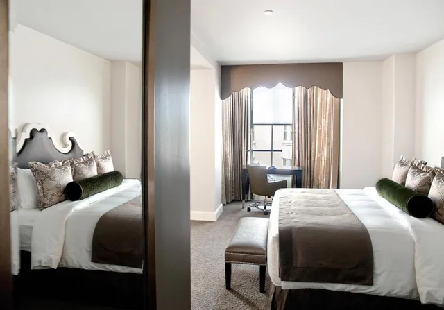 جناح جونيور بسرير كوين، Morrison Clark Historic Inn and Restaurant 3/6