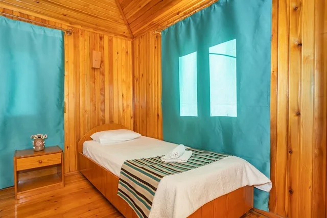 غرفة قياسية ثلاثية بسرير كوين وسرير فردي، Likya Yanartas Bungalow & Apart 6/10