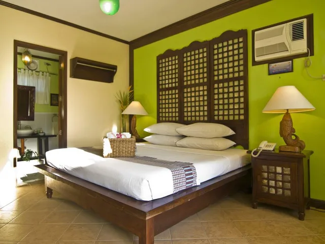 Villa, Mansion, Twin Beds، Puerto Del Sol Beach Resort 1/2