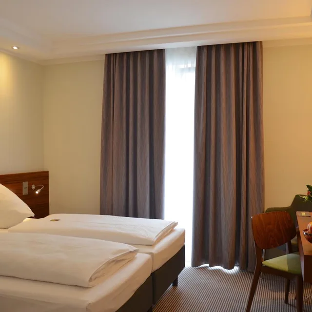 غرفة بسرير مزدوج، Augusten Hotel 8/10